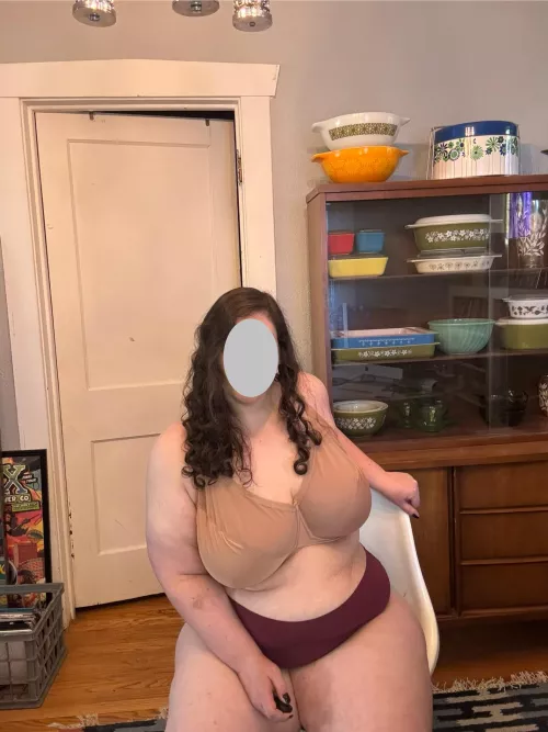 Do you like girls with curls?