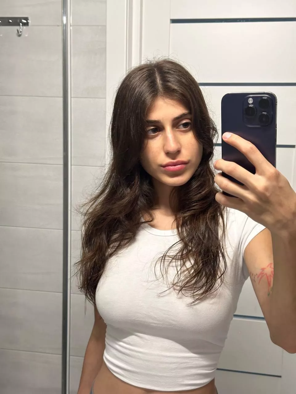 Few days no boyfriend, click comments 