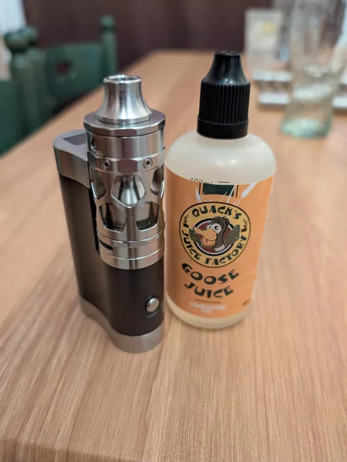 Hello everyone! 10 years of vaping, my current equipment