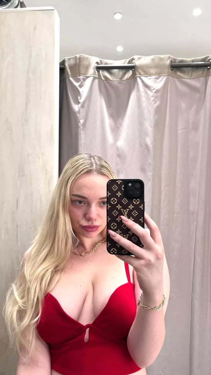 Just turned 18, would you pull me up 18F (Free OF)