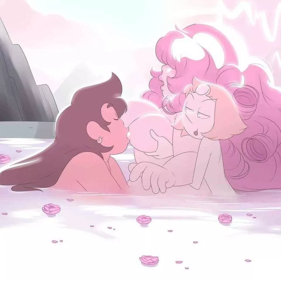 [M4FF] Wanting to do a rp based on pearl, rose and greg together in a relationship

