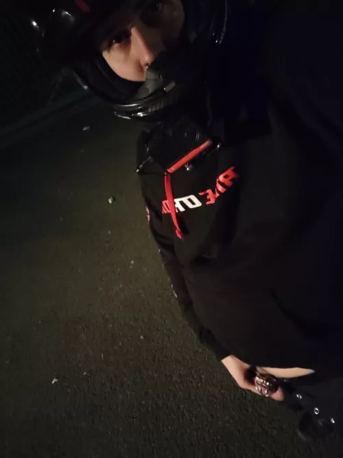 Solo night caged ride