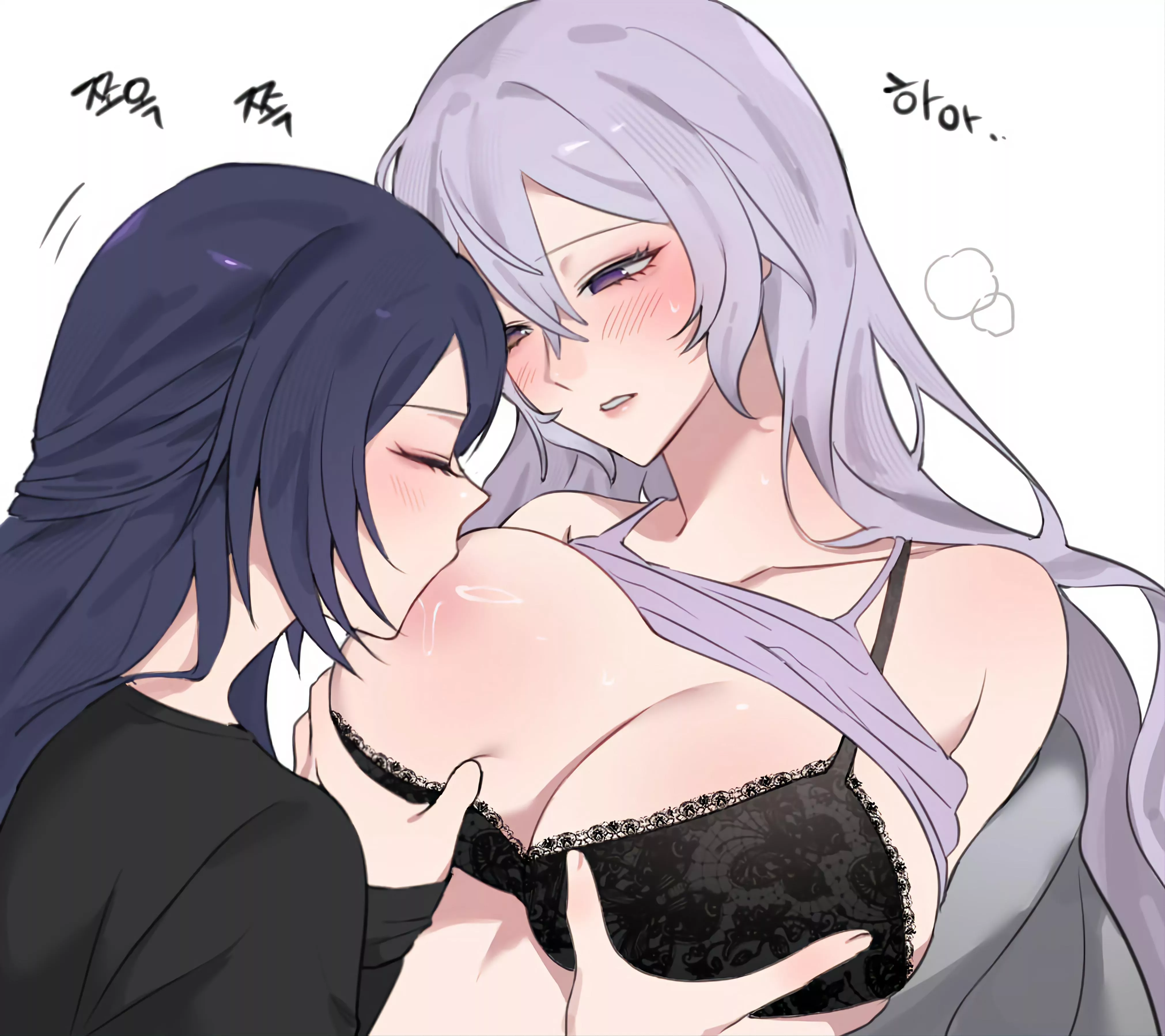 Sucking on Black Swan's booba