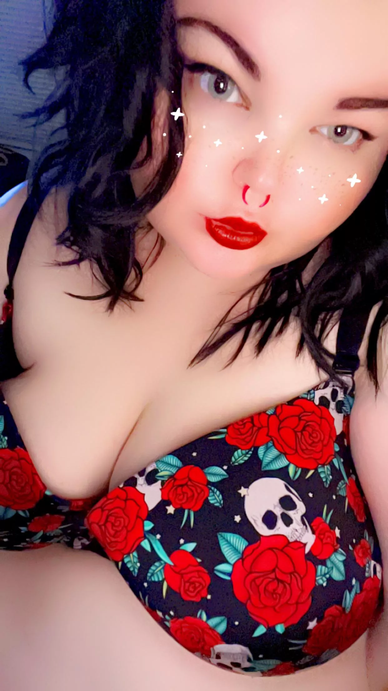 Who wanna submit to me 