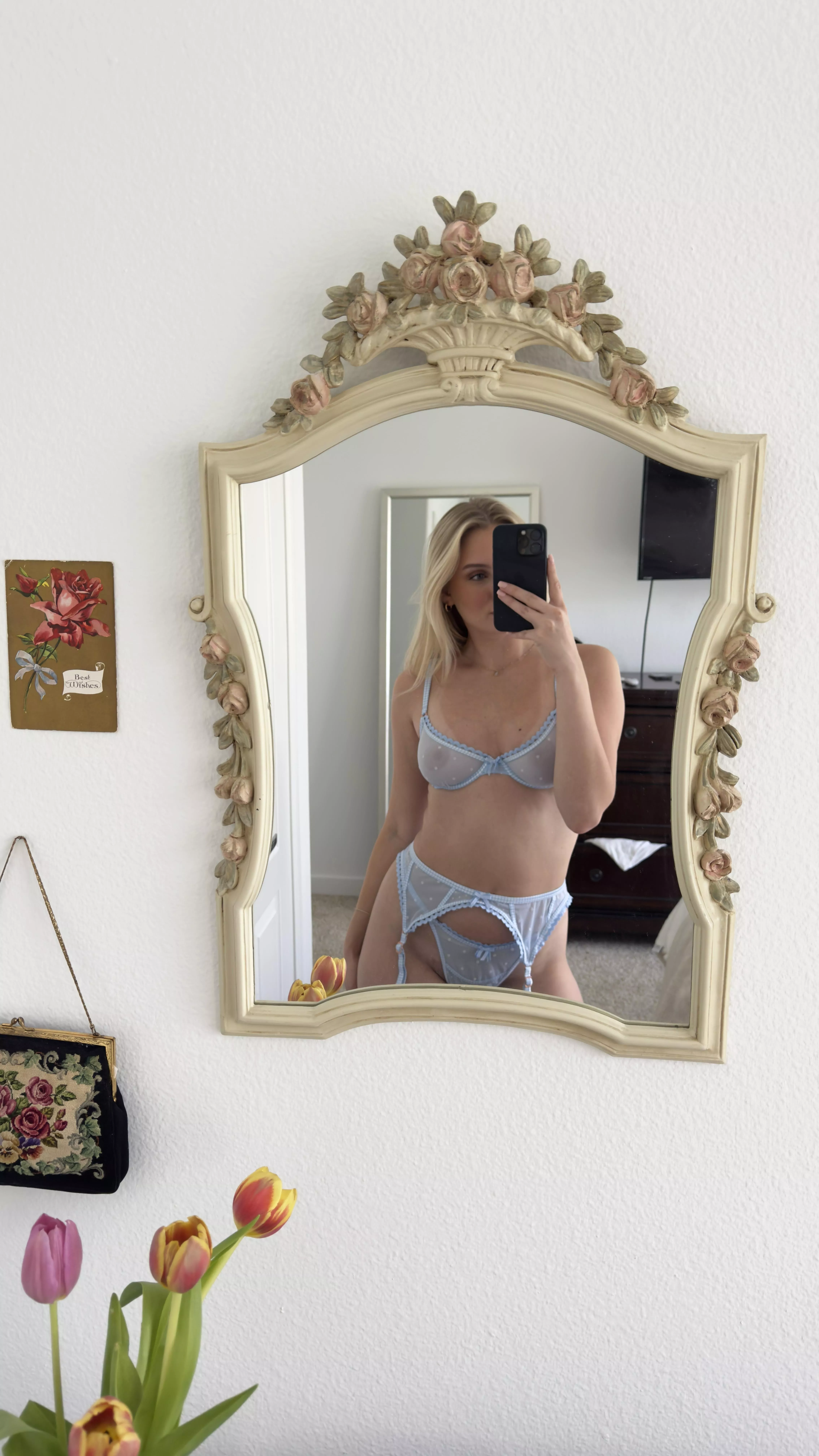 Woke up feeling extra slutty this morning, interesting.