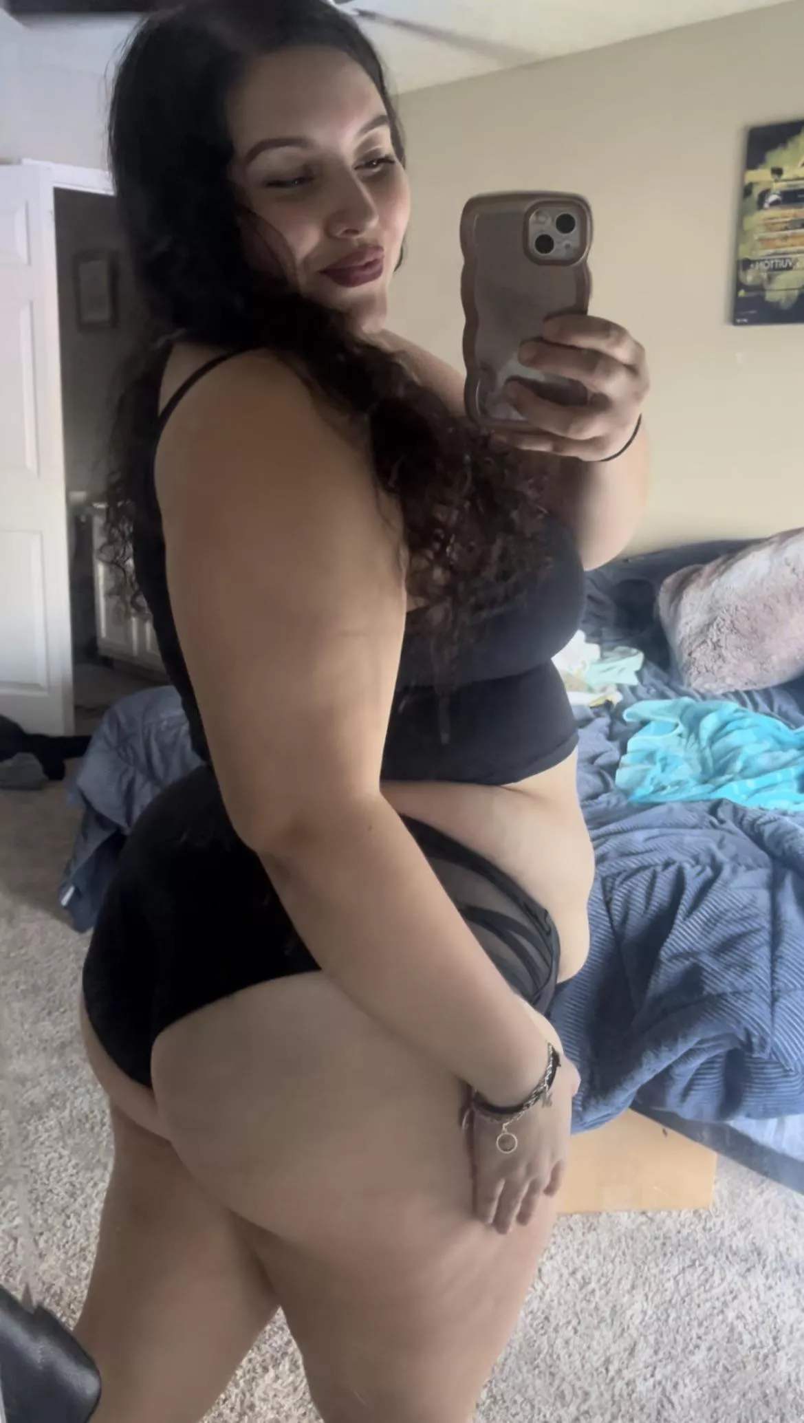 would you fuck a fat 21 year old? 