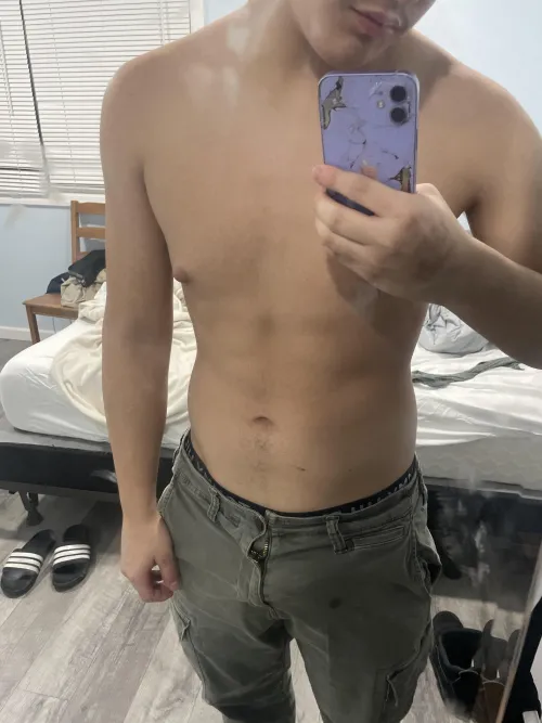 19 [M4F/MF] looking to connect with couples or females/couger/bbw/fwb/hotwife