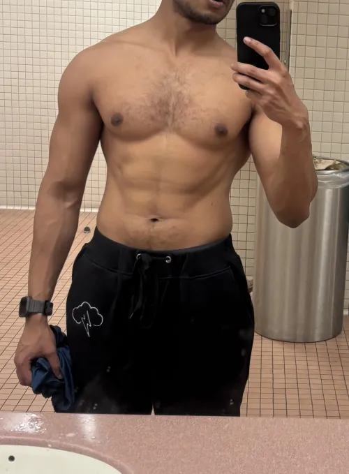 28M4F/FM Fit bull looking for a good fuck