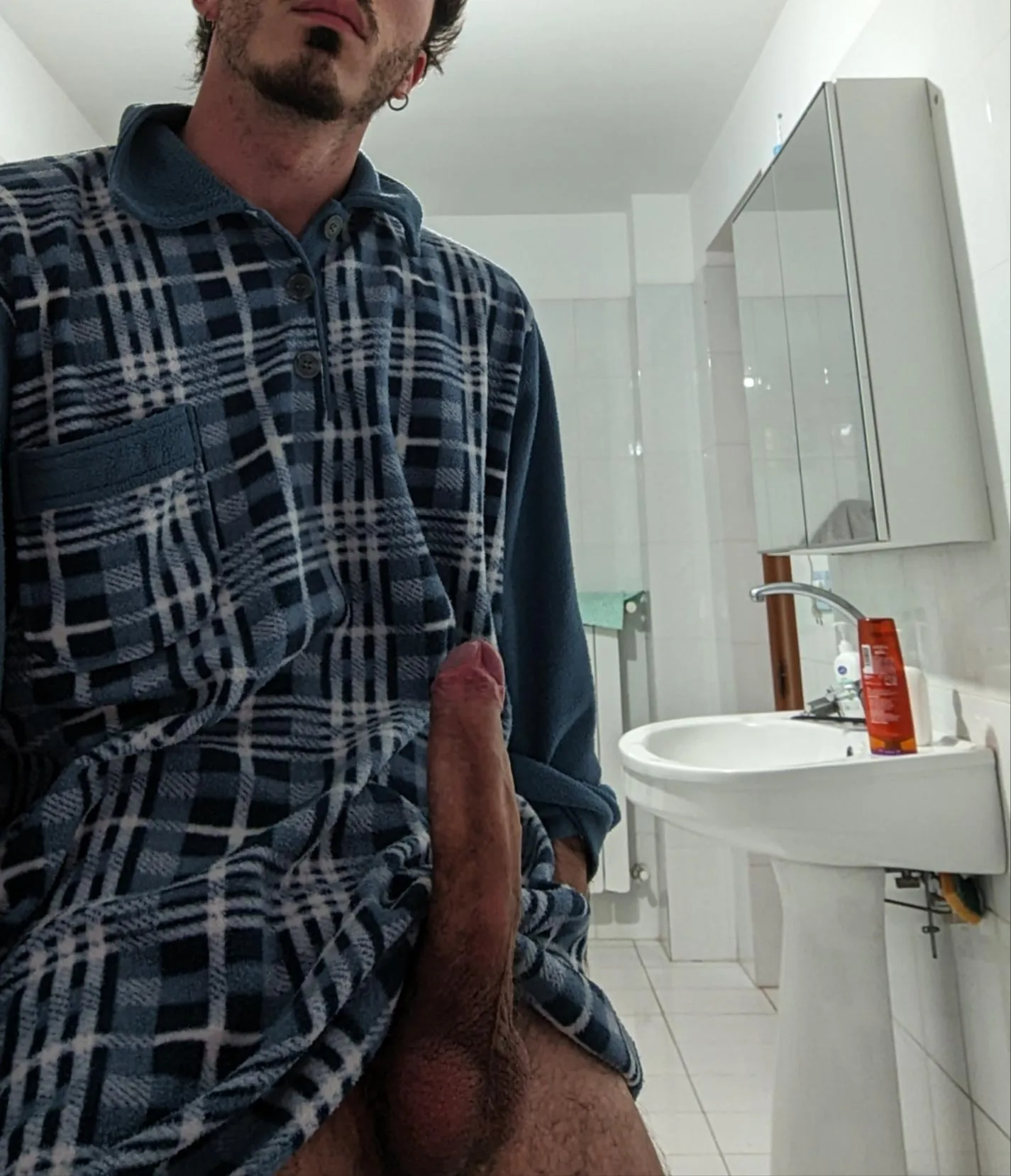 Buy Daddy some lunch.