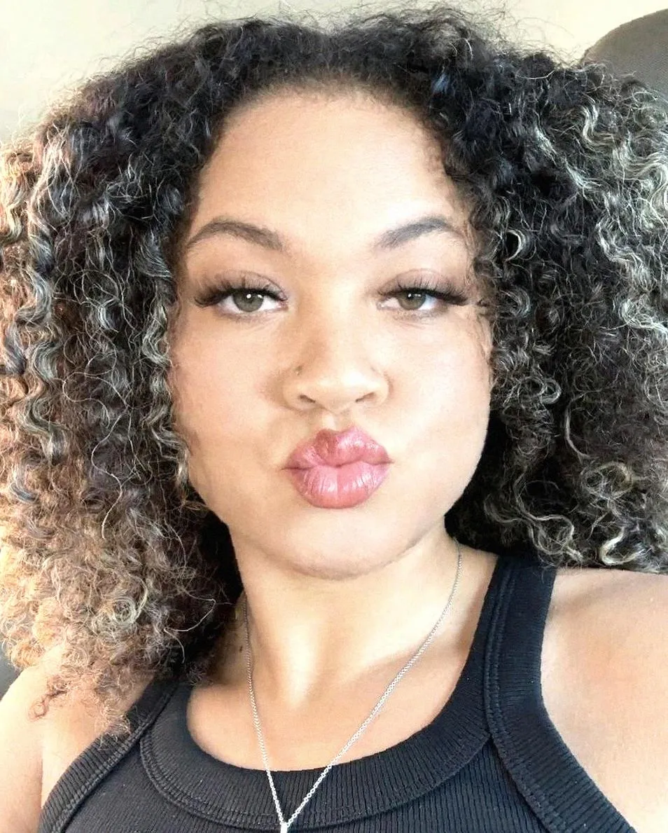 can i send you sexy selfies throughout the day