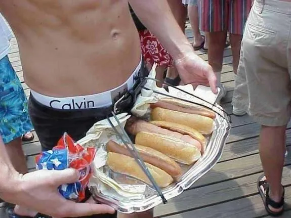 Does anyone like hotdogs?