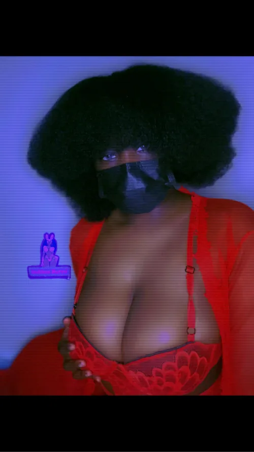 Don’t you just love Ebony girls