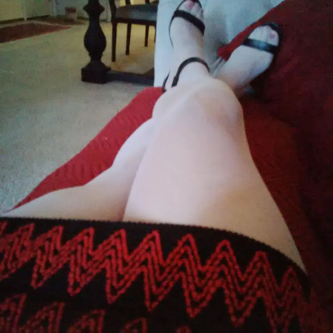 FL, Treasure Cost btm sissy home alone for hung or muscular str8 bulls