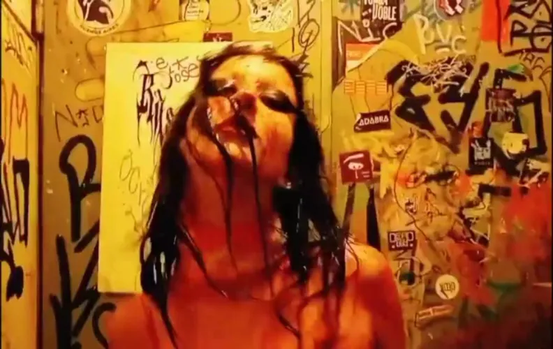 Hi guys i need your help please helpme to find the origin to this picture