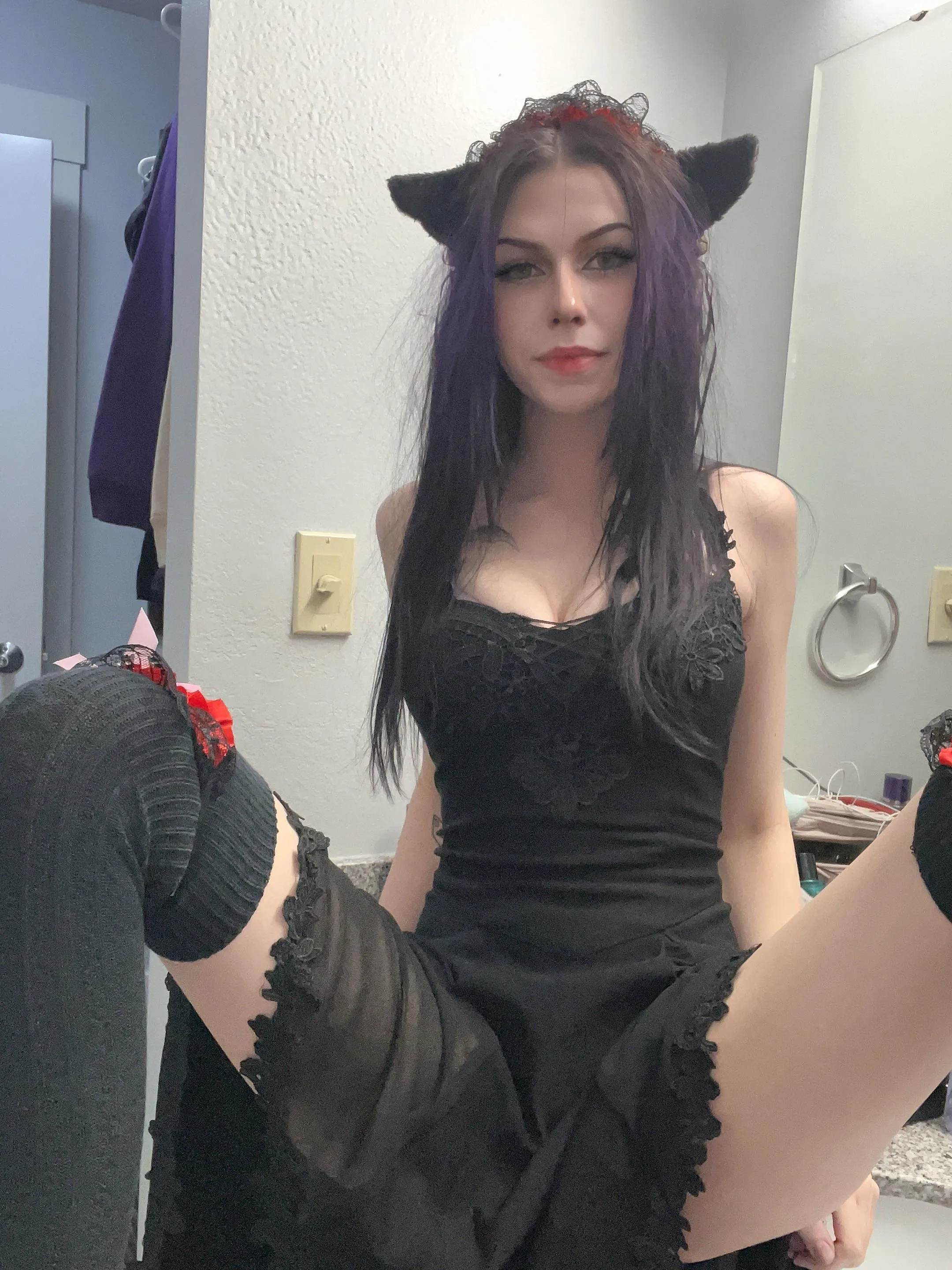 i like climbing on sinks :)