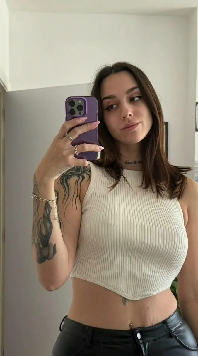 Just got home from running some errands, wanna have some naughty fun [VA]