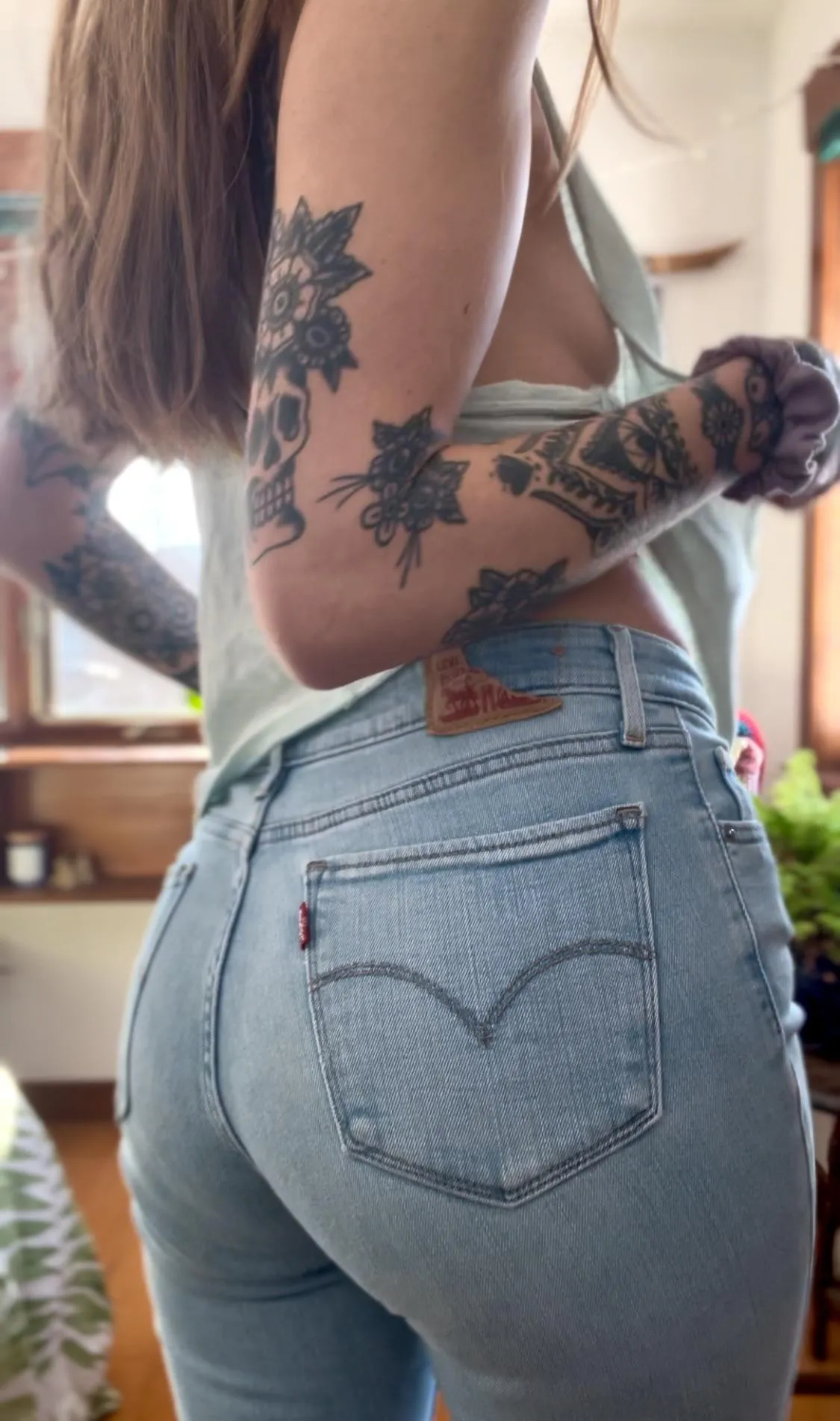 My favorite lightwash jeans