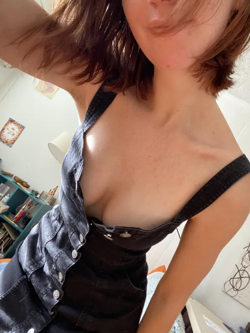 My friends keep looking over while we're working in the library. I thought he wanted to copy my answers, but maybe not.