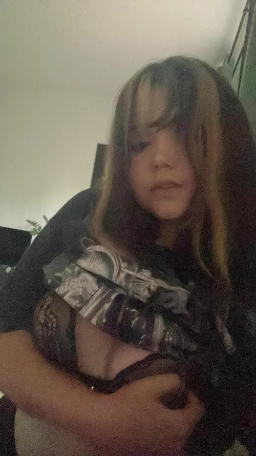 My gf wants to show boobies to every bull here