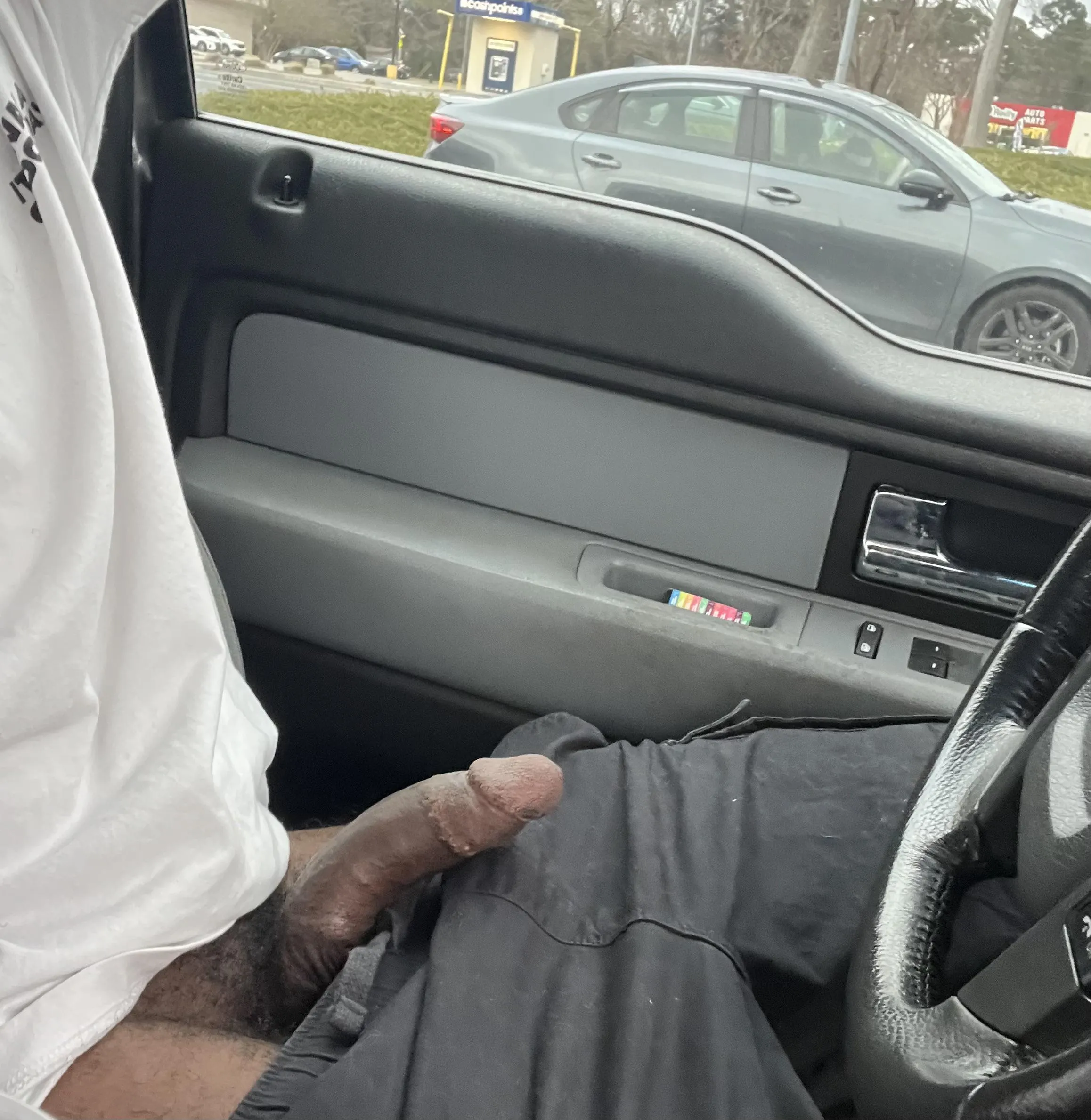 Should I wave her over?