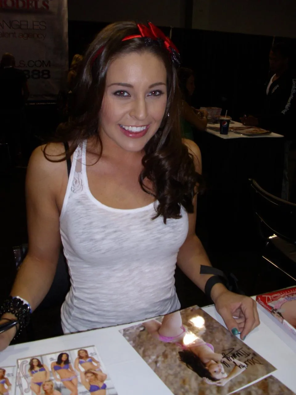 Signing at the Chicago convention 