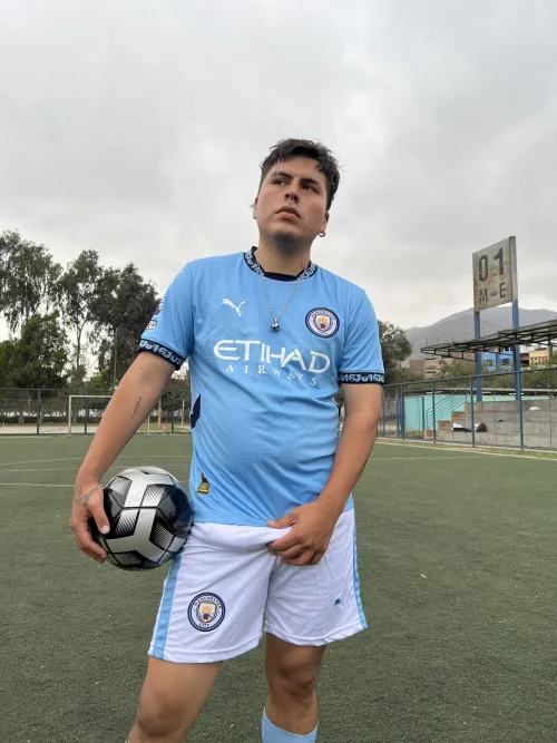 This thick bulge I’ve got won’t fit in your little hole, haha!