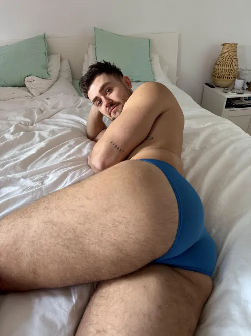 Thoghs despite of a big ass