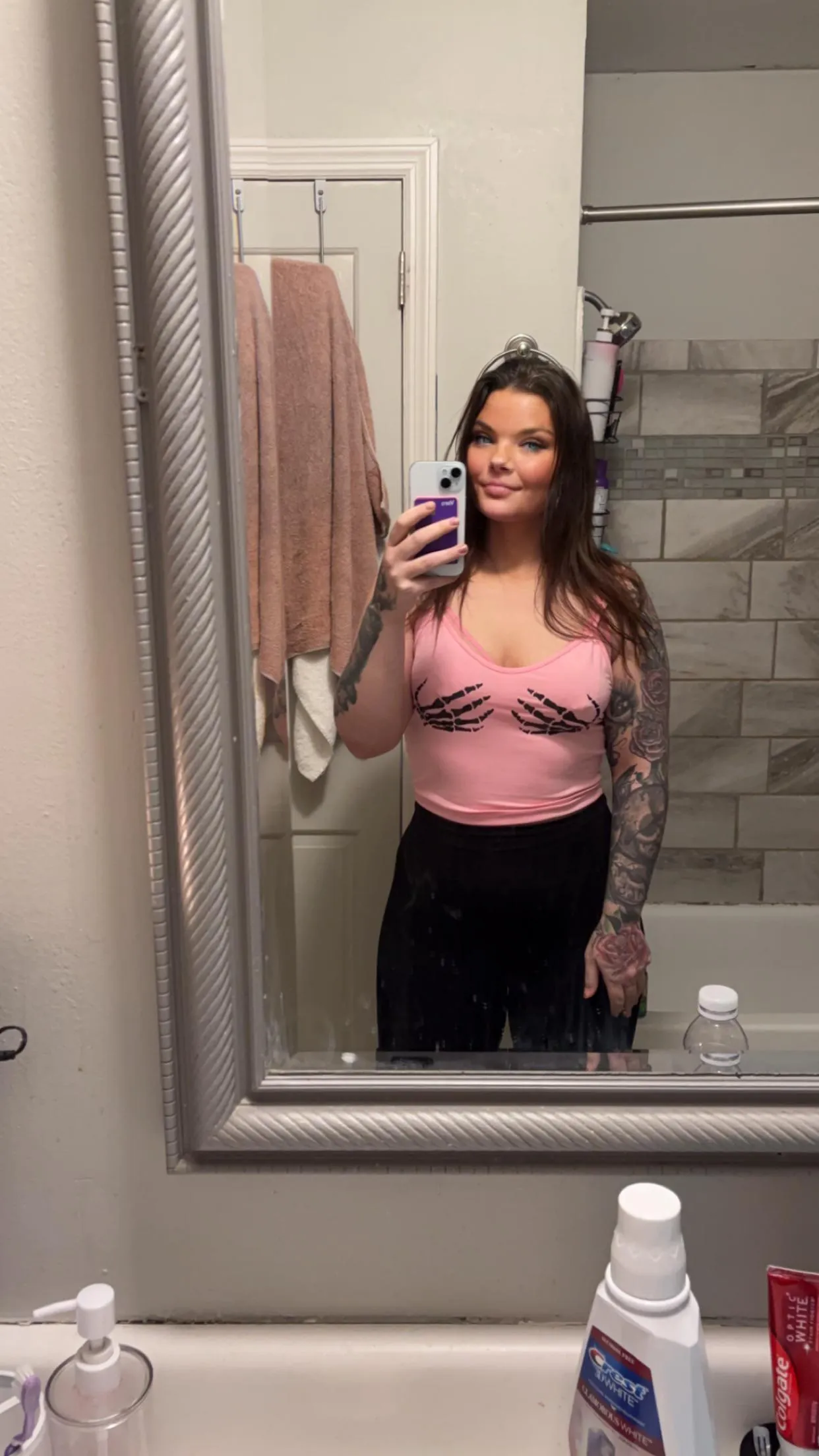 Who’s down to make content together?I am willing to travel any takers? Info is in bio