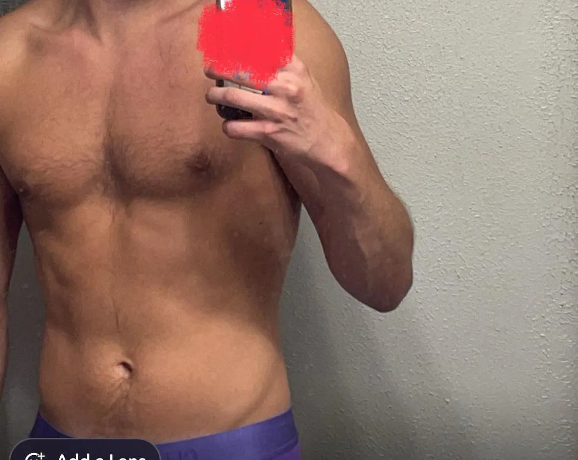 26 yo m for Single w or Hotwife. In Orange Beach/Foley area today. Dm me.