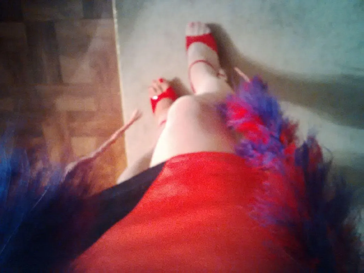 33 T4M sissy for hung or muscular str8 bulls