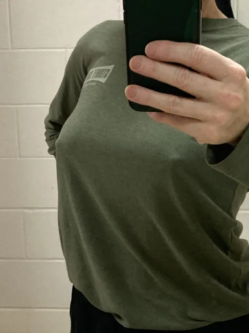 Another braless day at the gym