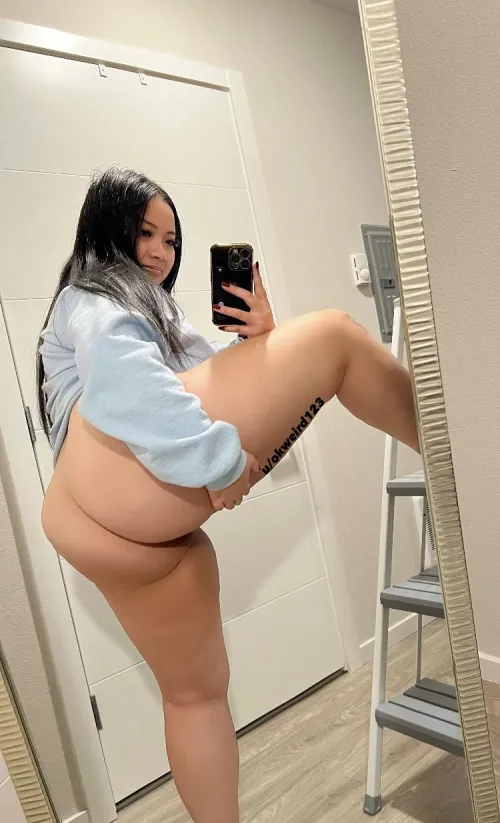 Anyone here enjoy eating ass