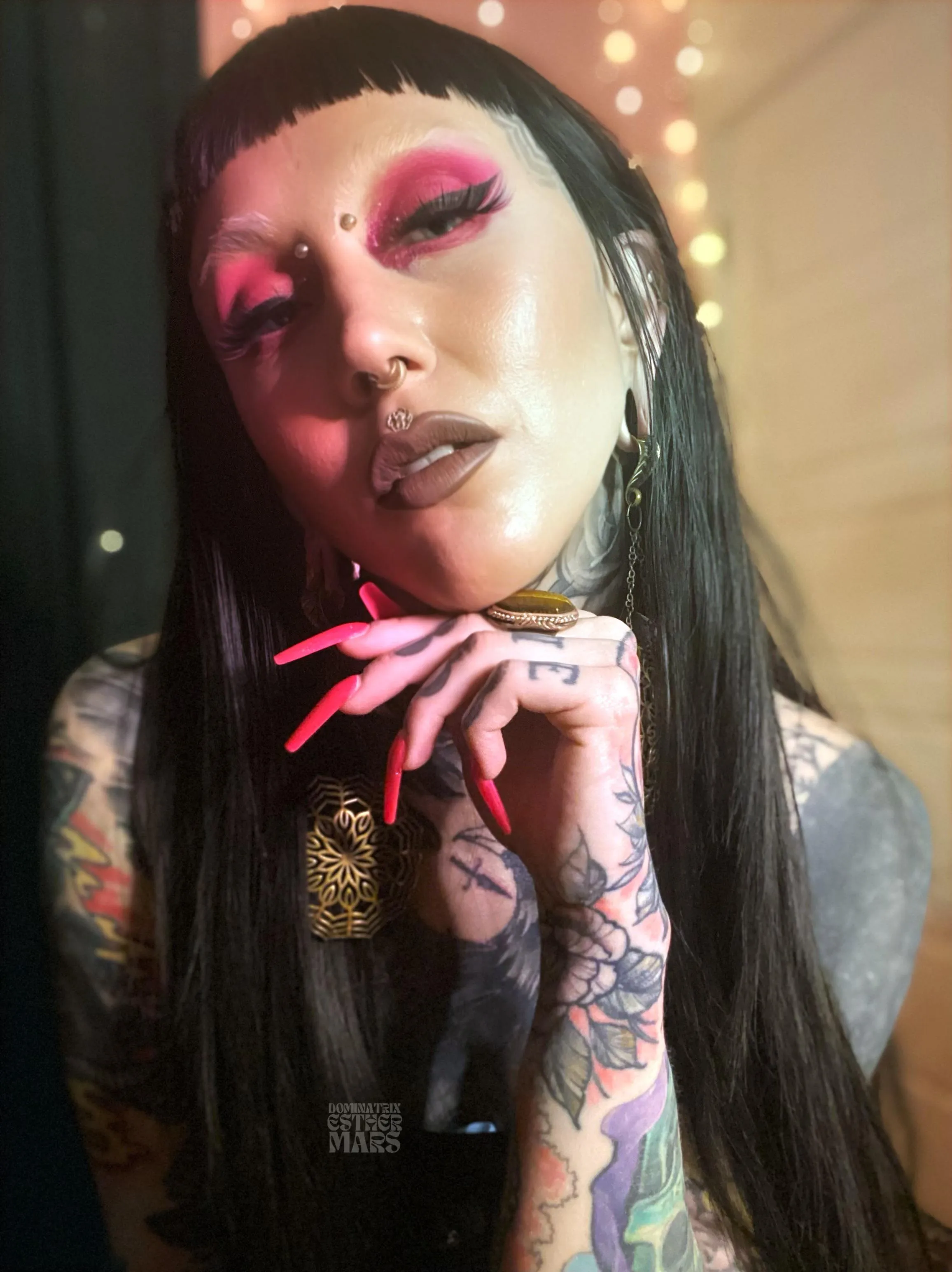 Disabled Domina on a Good Day with EDS, POTS, ME, AudHD+