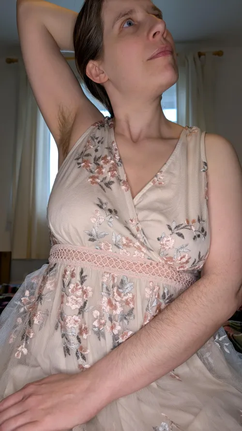 Don't you just want to brush it? [arms]