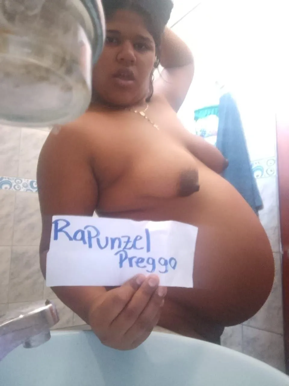 Hi Baby you would like to play and help this pregnant 7 month pregnant