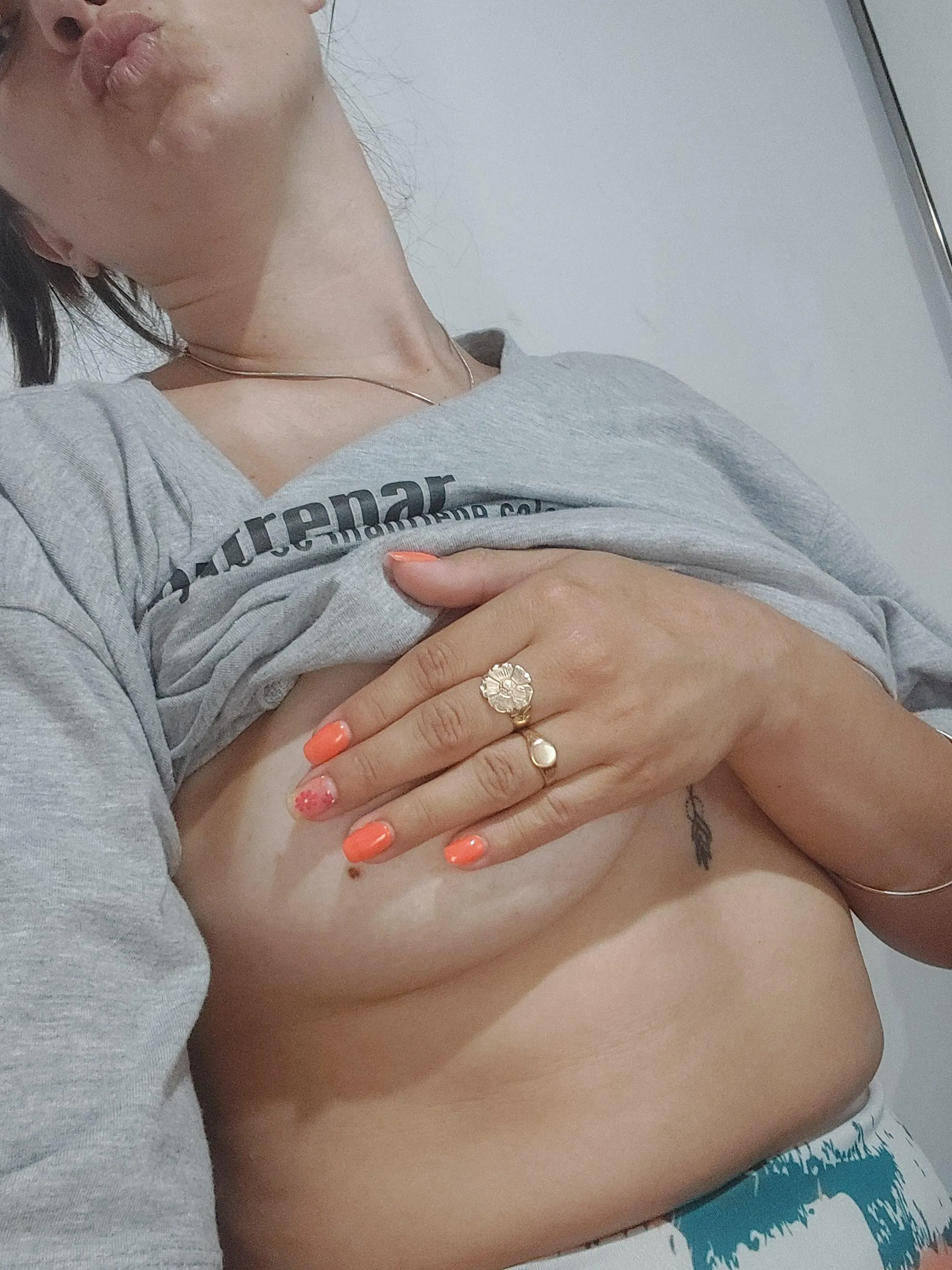 I love having pretty nails