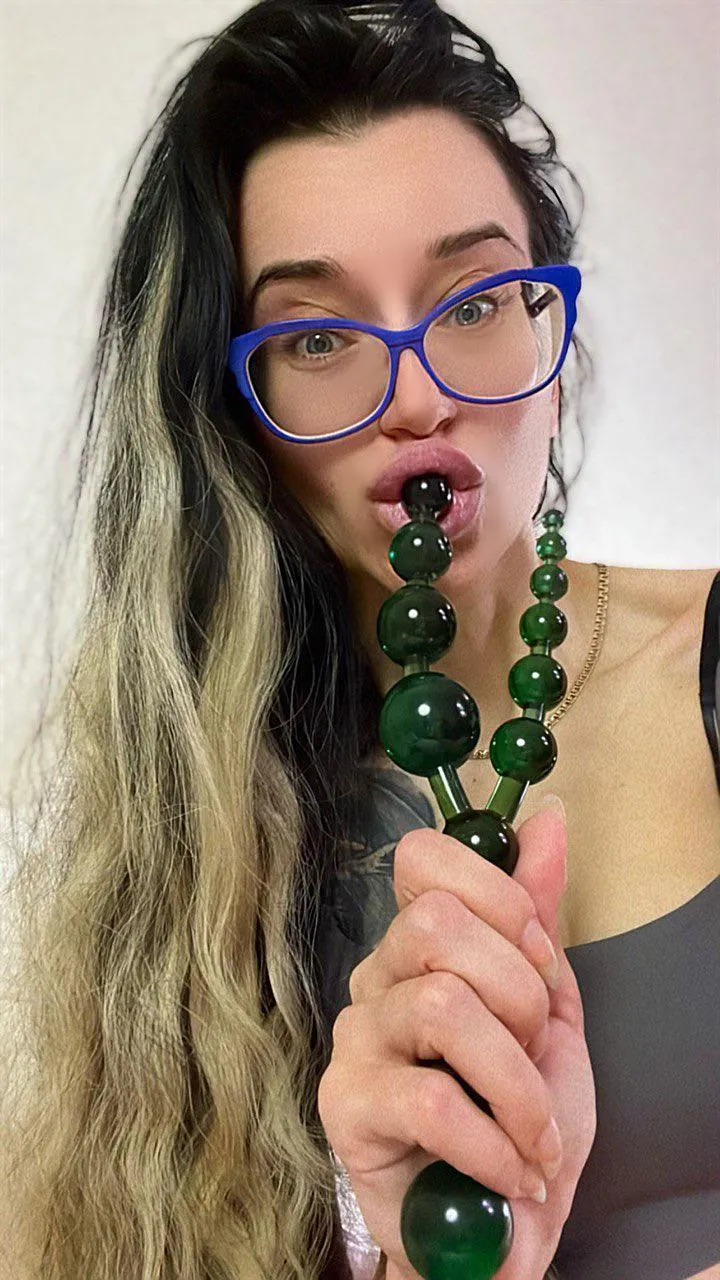 I’d like to play naughty together, join