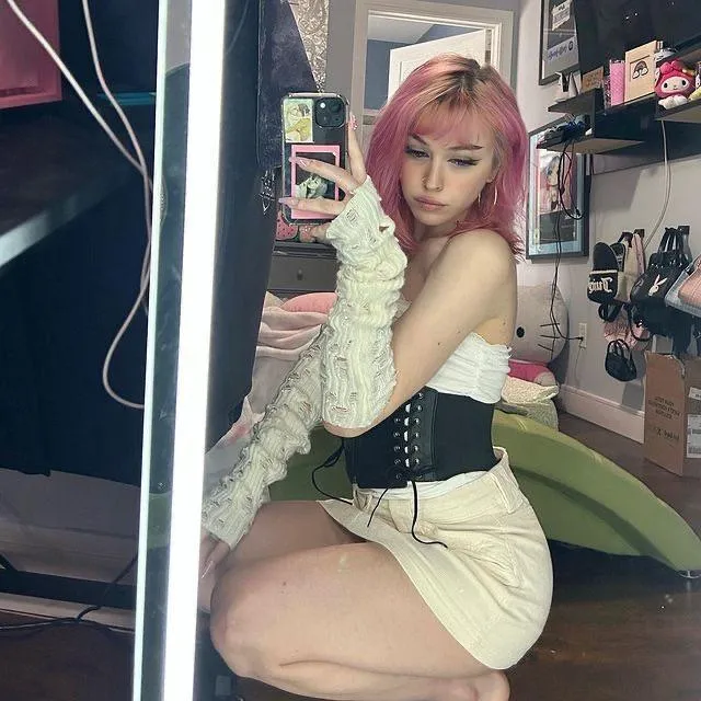 it’s hard carrying all this ass around