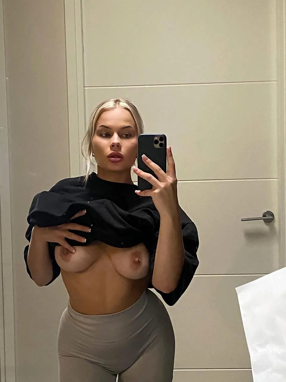 legend says Elsa was a gym girl