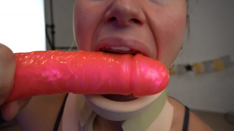 let's gooooooo, dildo fun!