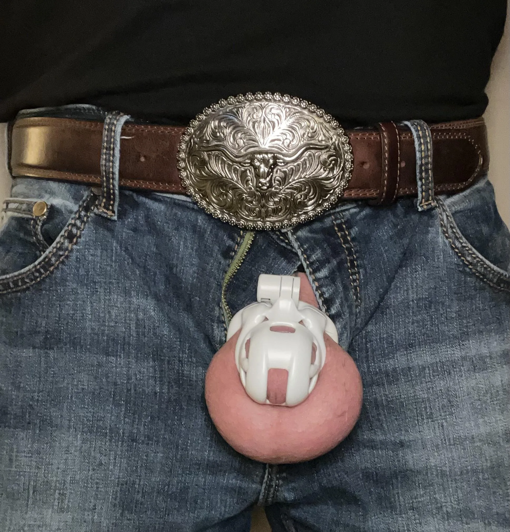 Like my belt buckle?
