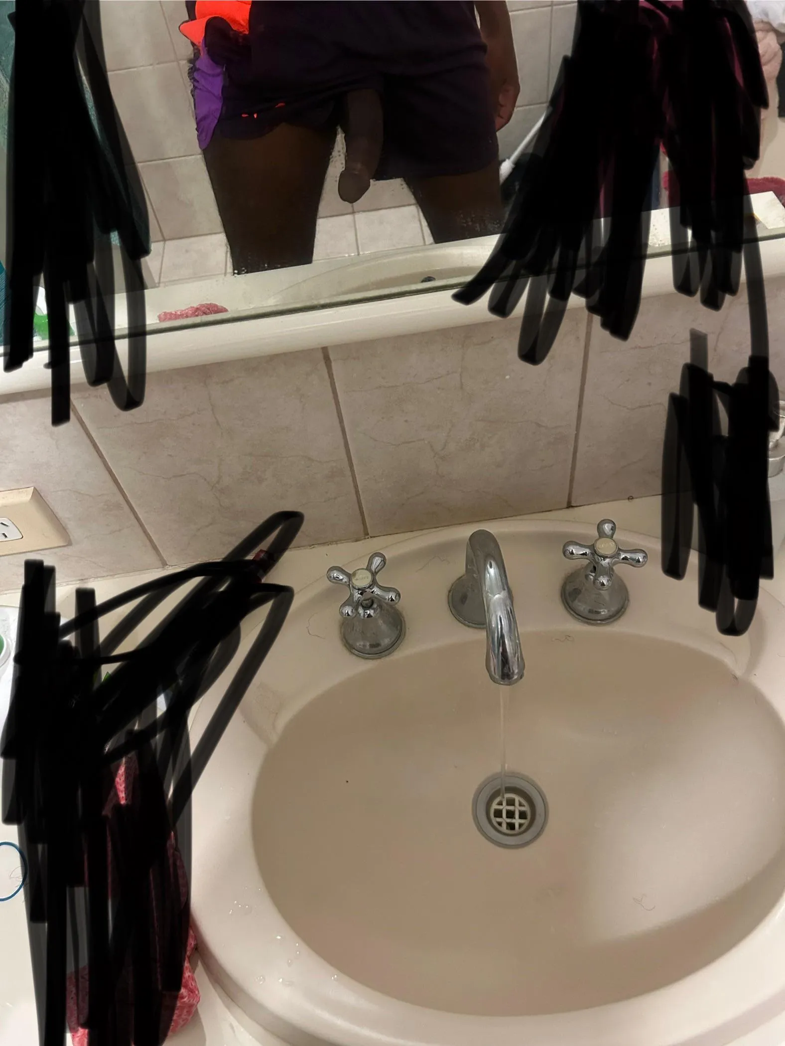 [M] who wants to indulge in some chocolate