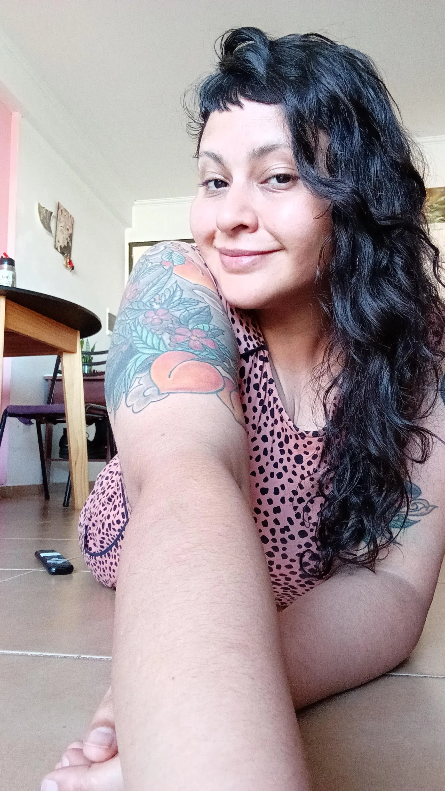 My hair grows more on other places than on my [arms]