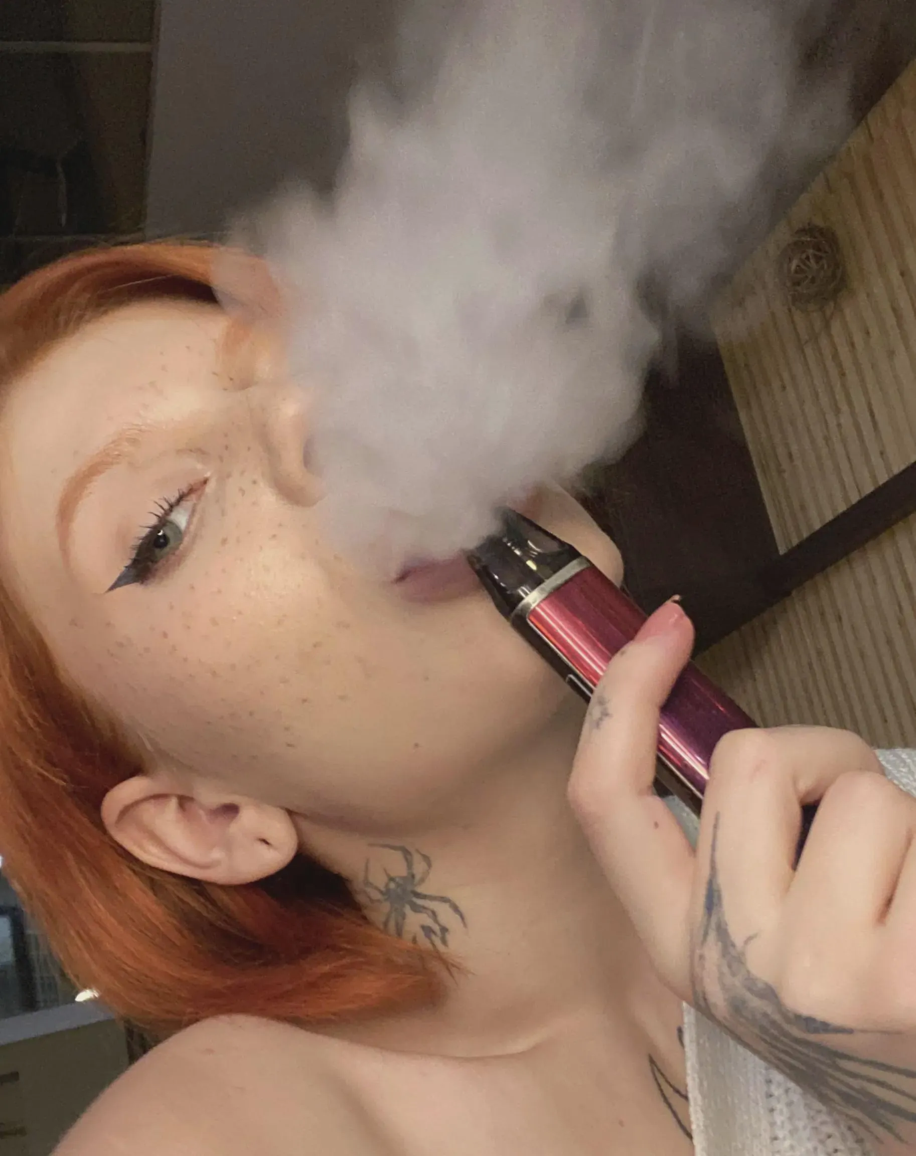 redheaded young girl with nice face