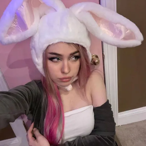 someone come take these off me 