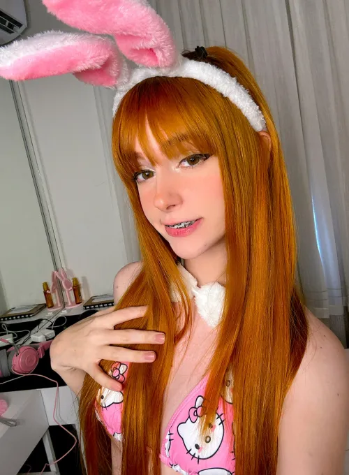 This bunnygirl looks so innocent, little do you know