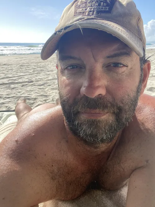 Valentine’s Day weekend Nudey beach invite