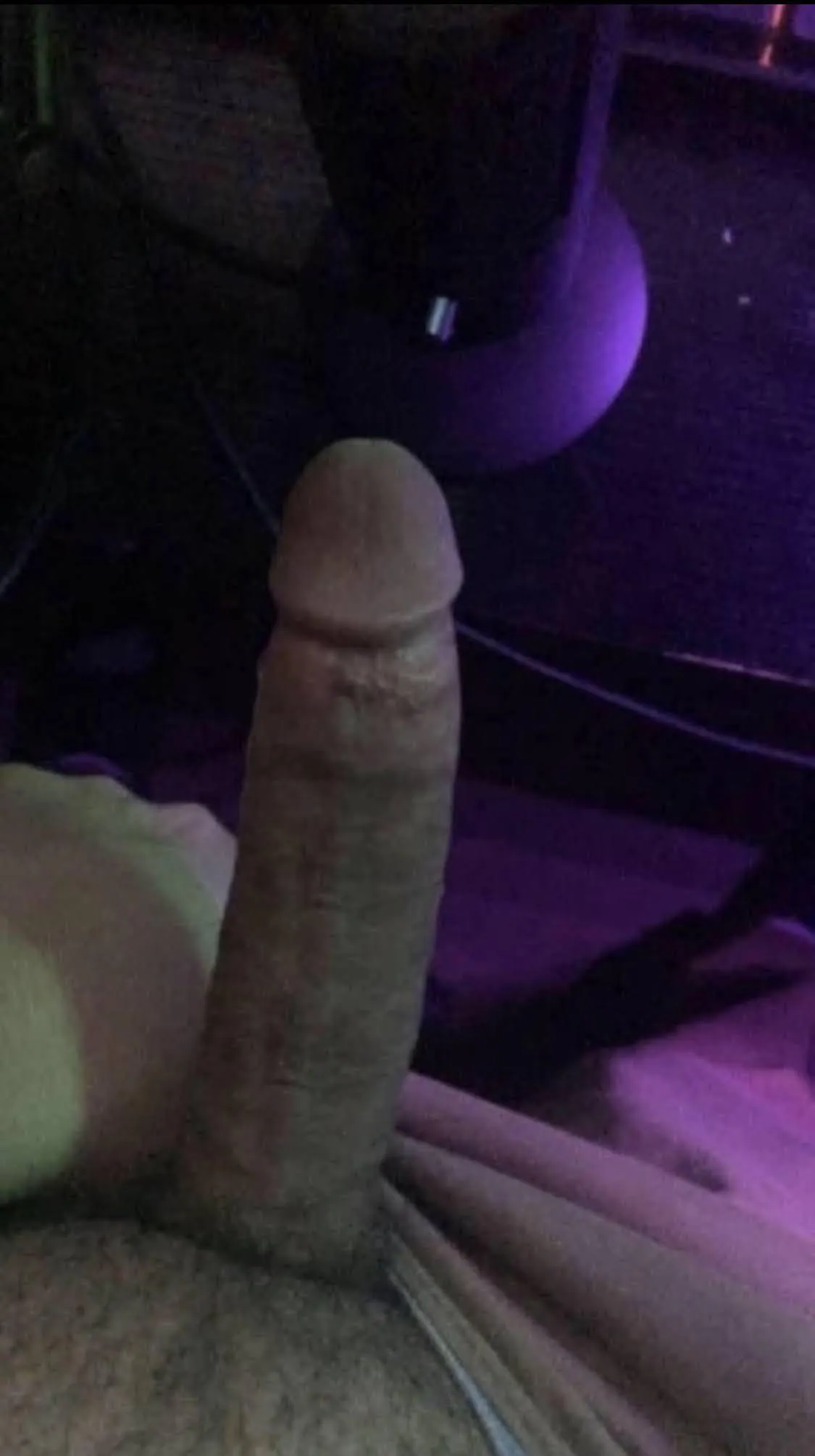 [23] Straight guy here really want to Roleplay (Older is preferred) Send an ass pic and age