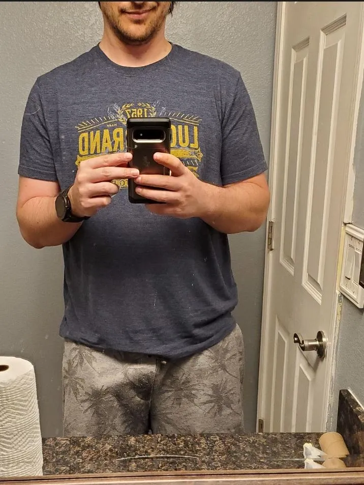 44 [M4F] #Phoenix. Kinky Daddy type, seeking his naughty kitten