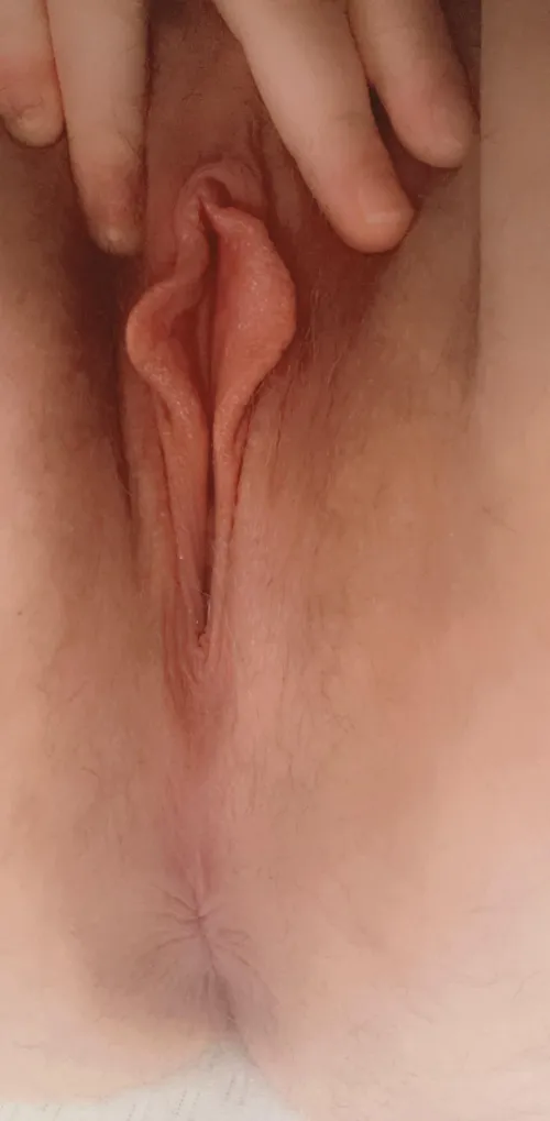 I can’t stop touching myself. I literally can’t stop. i cant stop.